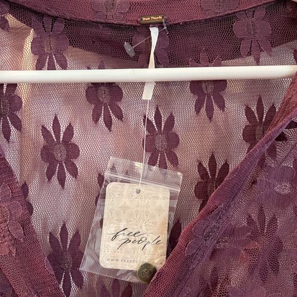 Free People top - Picture 3 of 4